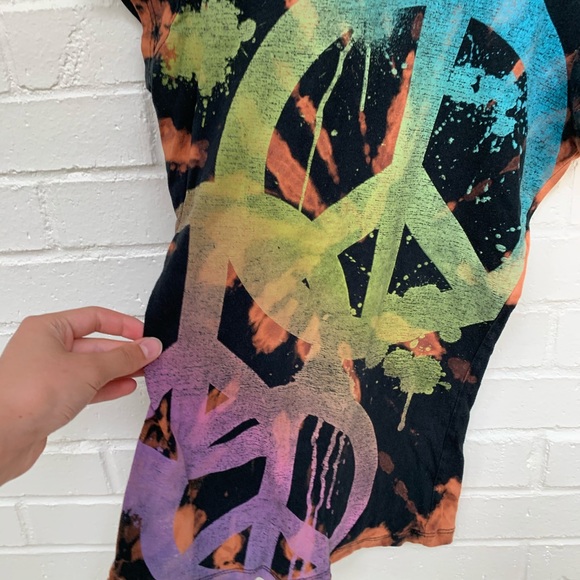 Restyled Y2k Bleached Rainbow Peace Sign T-Shirt - Picture 5 of 8